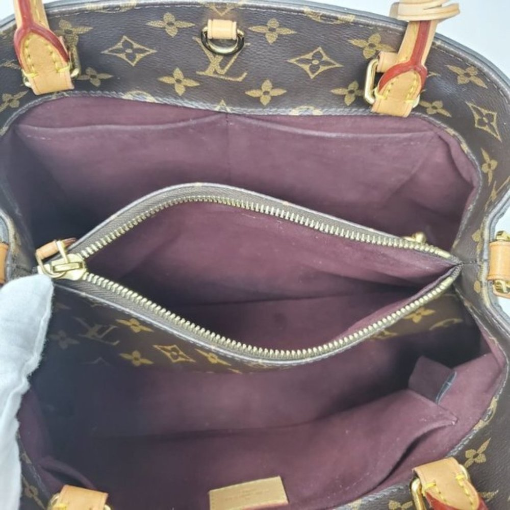 Louis Vuitton Montaigne MM Monogram Shoulder Bag - Picture 11 of 16